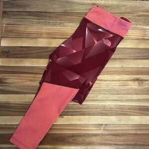 Women’s North Face Leggings - Size Medium - Flash Dry Technology - Never Worn!